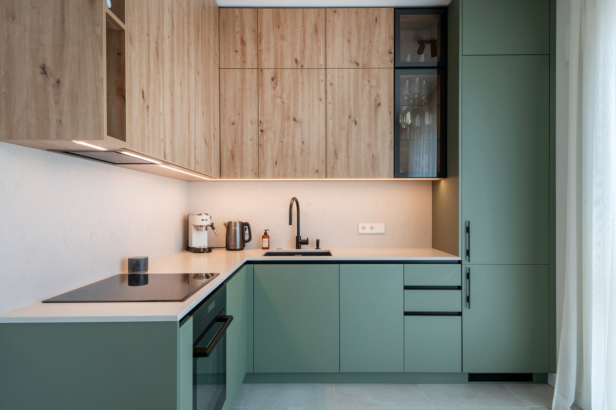 Virtuves mēbeles zaļā krāsā